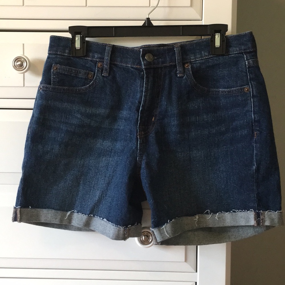 Gap Denim Shorts 5 Inch Inseam Sz 28 NWOT